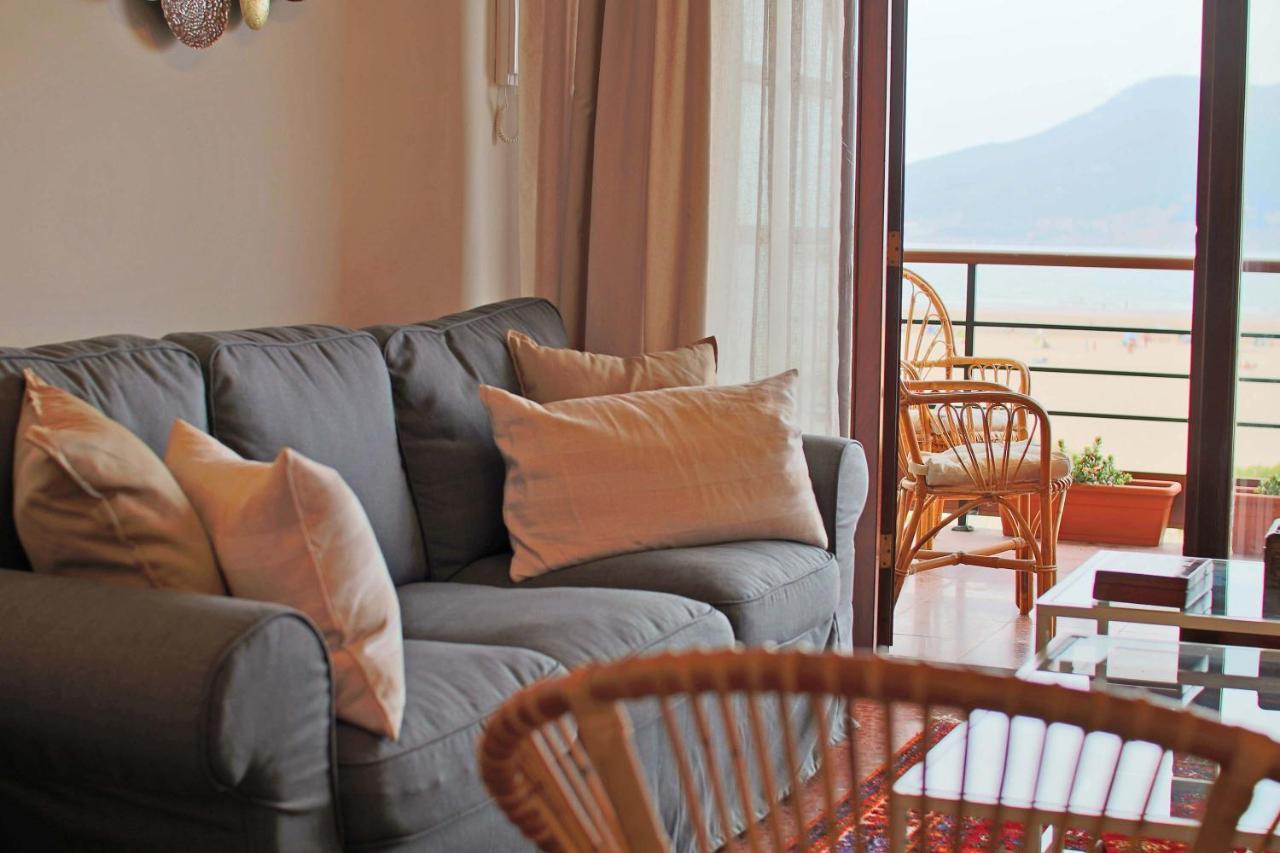 Piso Con Vistas A La Playa De Laredo - Apartamento Bellavista エクステリア 写真